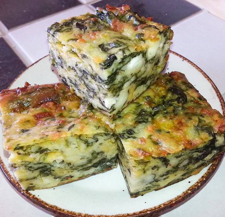 GREEK SPINACH AND CHEESE QUICHE SQUARES